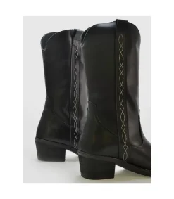 Bota Oveja Negra Kow Negro