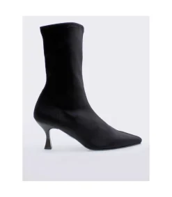 Botin Tacón Lola 2207 Negro